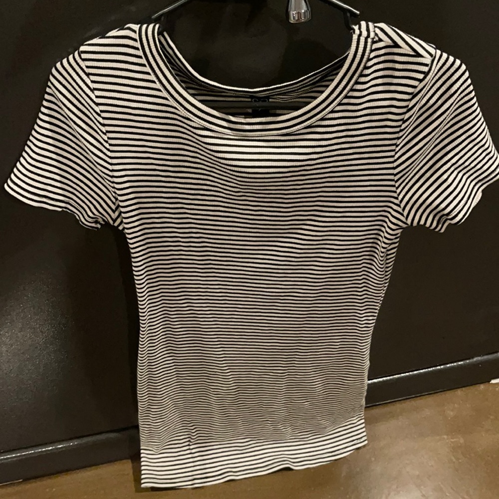 Black and white stripe dress. No tag. Fits Med
